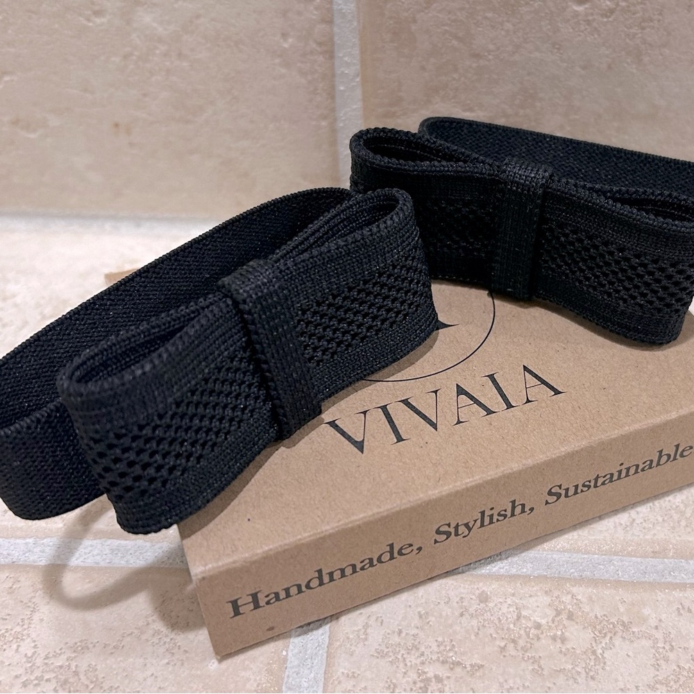 NIB New black shoe bows vivaia Rothys